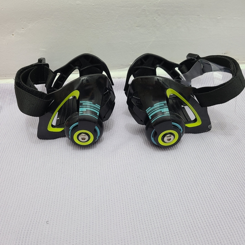 Razor Jetts & Jetts DLX Heel Wheels COMPLETE with Optional Spark Pads​ - Picture 2 of 7